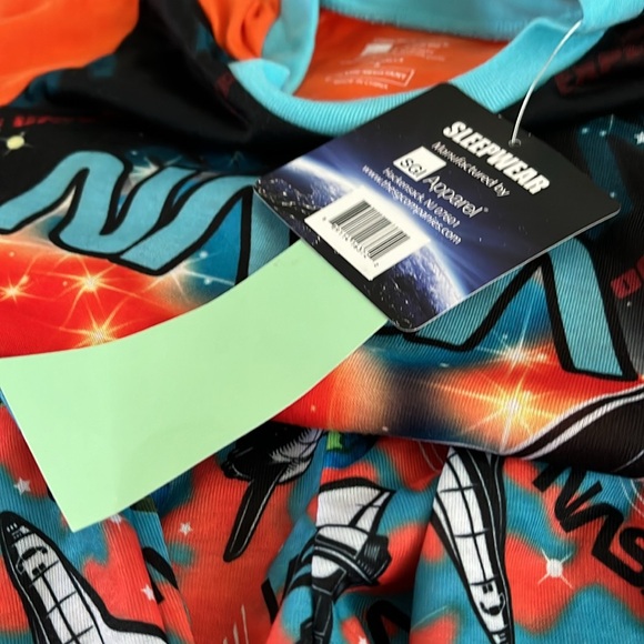 NWT! Boys 3 Piece NASA Pajama Set - Picture 4 of 12